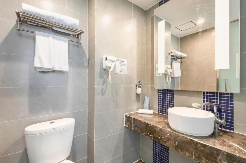 Holiday Inn Express Zhangye By Ihg Екстериор снимка