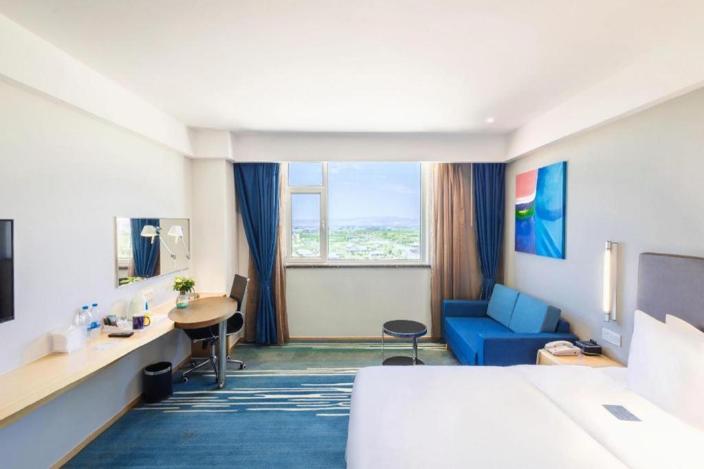 Holiday Inn Express Zhangye By Ihg Екстериор снимка