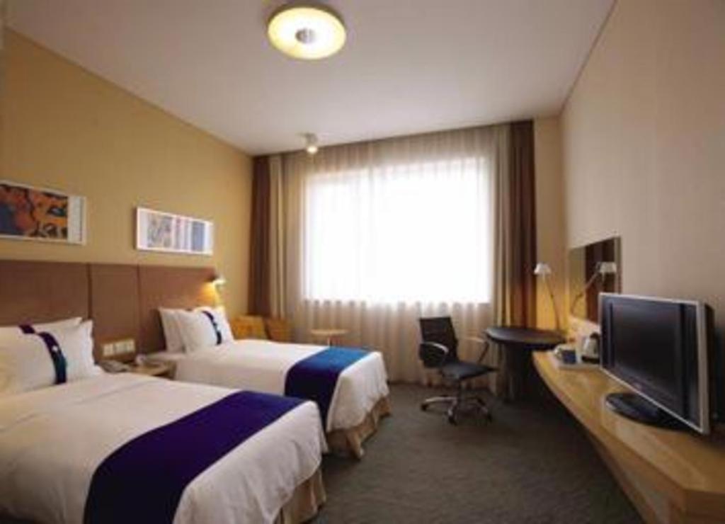 Holiday Inn Express Zhangye By Ihg Екстериор снимка